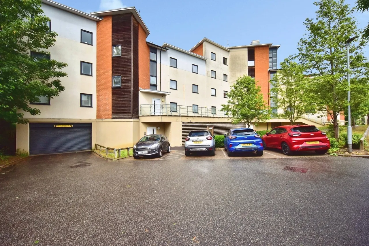 2 bed flat for sale — Hughenden Reach, Tovil, Maidstone, Kent, ME15