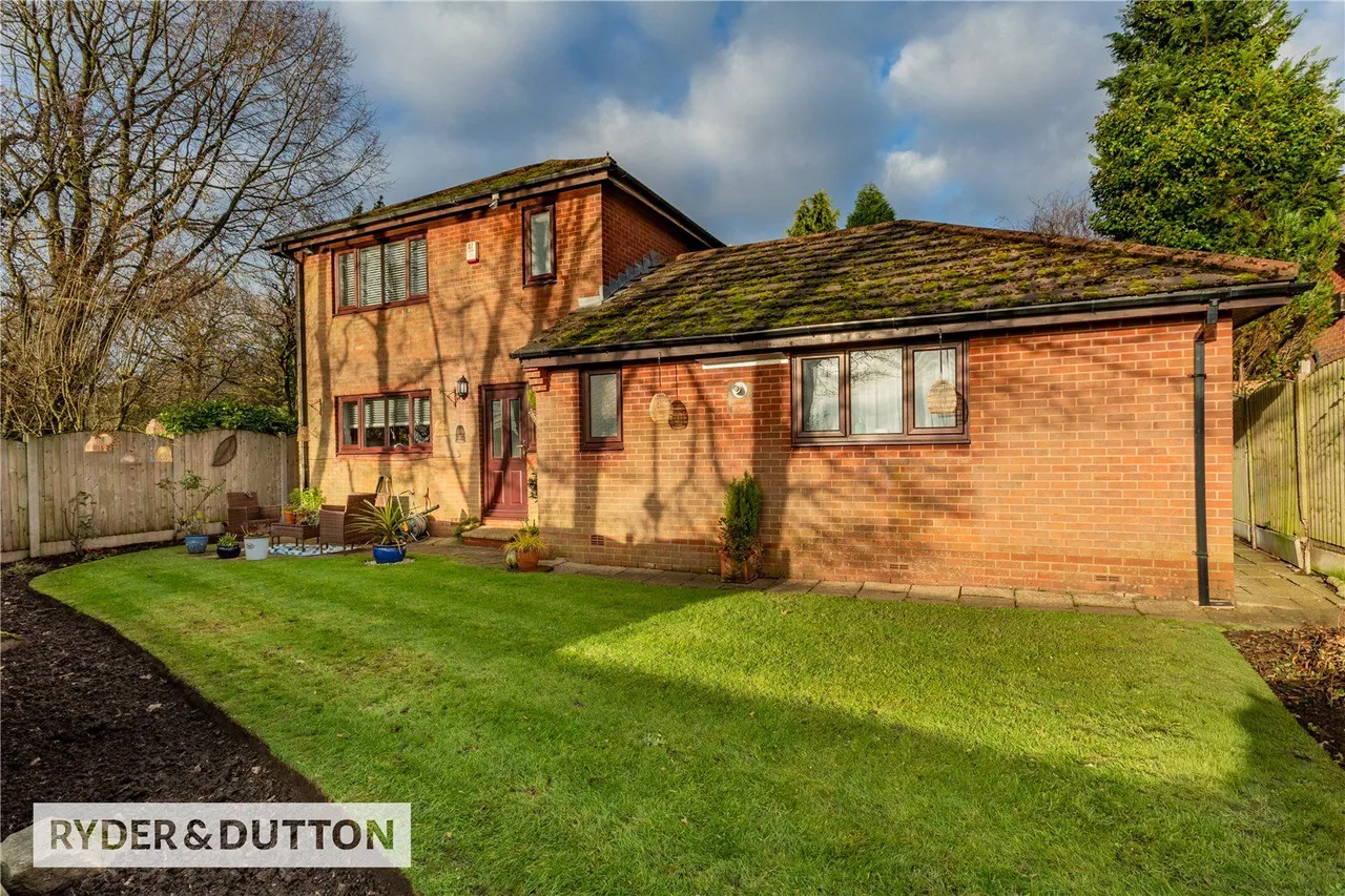 Sautridge Close, Slattocks, M24, photo 33