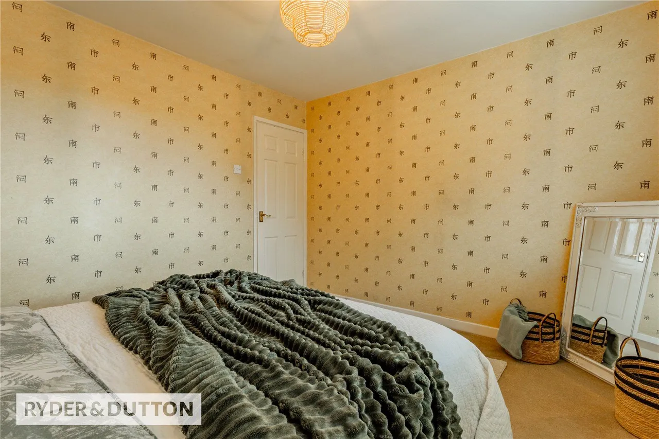 Sautridge Close, Slattocks, M24, photo 19