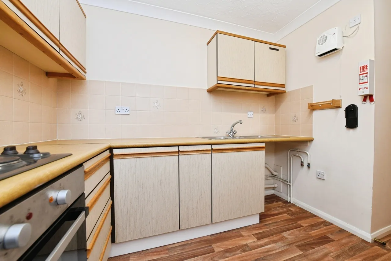 Orchard Gardens, Ipswich Road, Colchester, Essex, CO4, photo 17