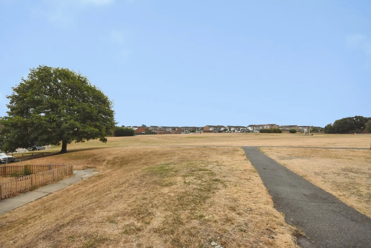 Edinburgh Gardens, Braintree, Essex, CM7, photo 11