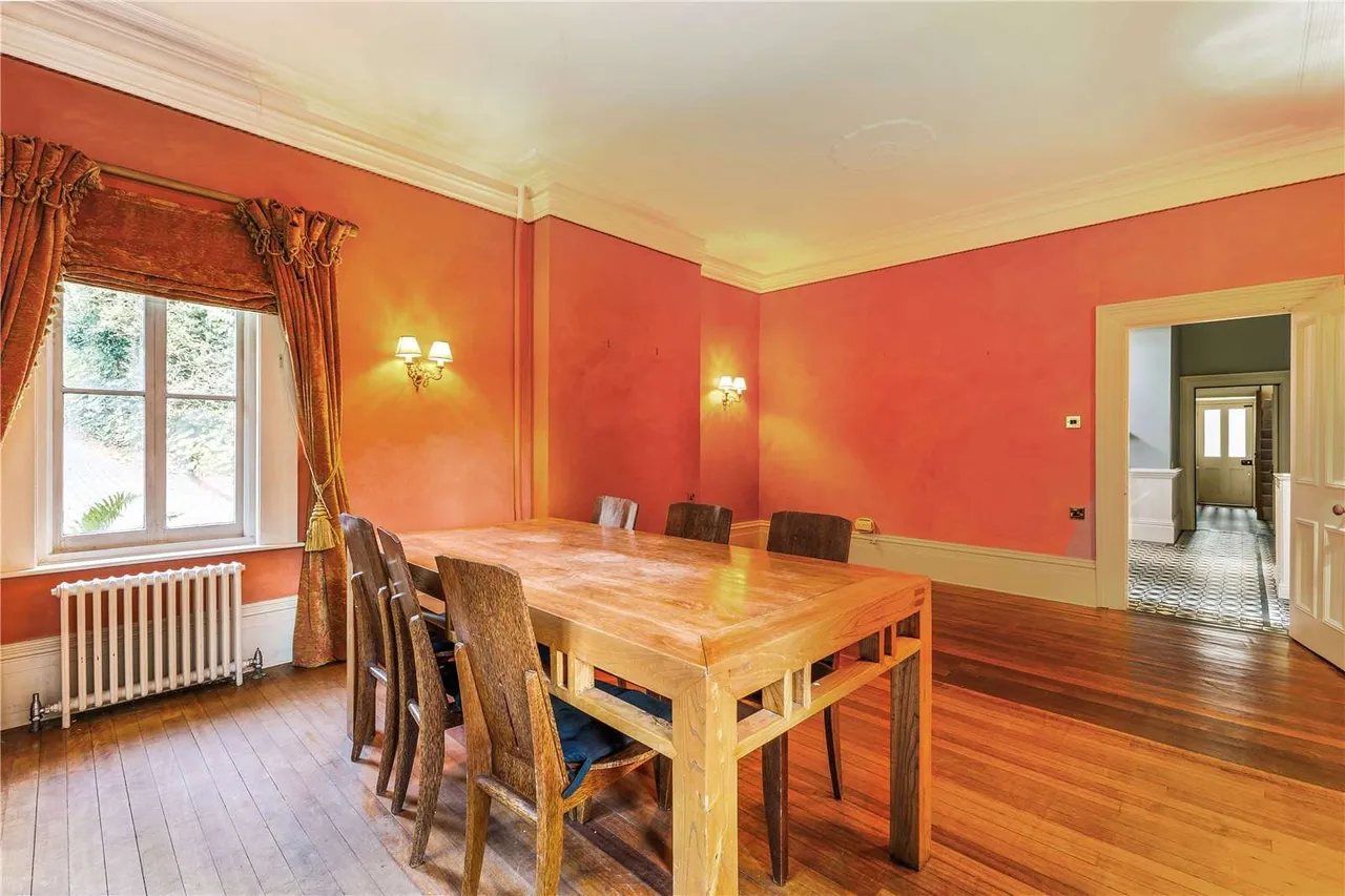 Quarry Road, Winchester, Hampshire, SO23 0JG, photo 9