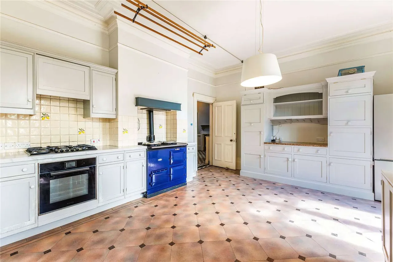 Quarry Road, Winchester, Hampshire, SO23 0JG, photo 6