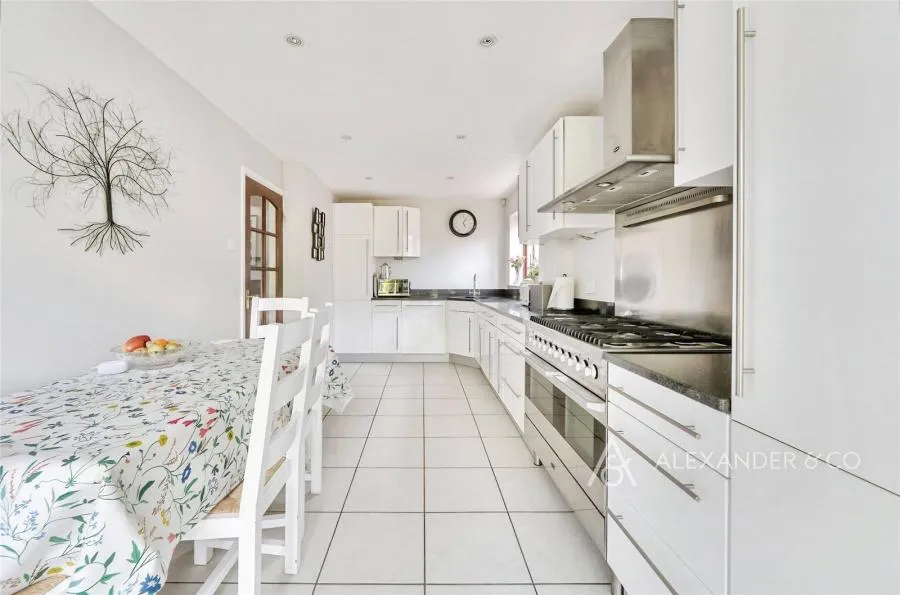 Park Road, Winslow, MK18, photo 15