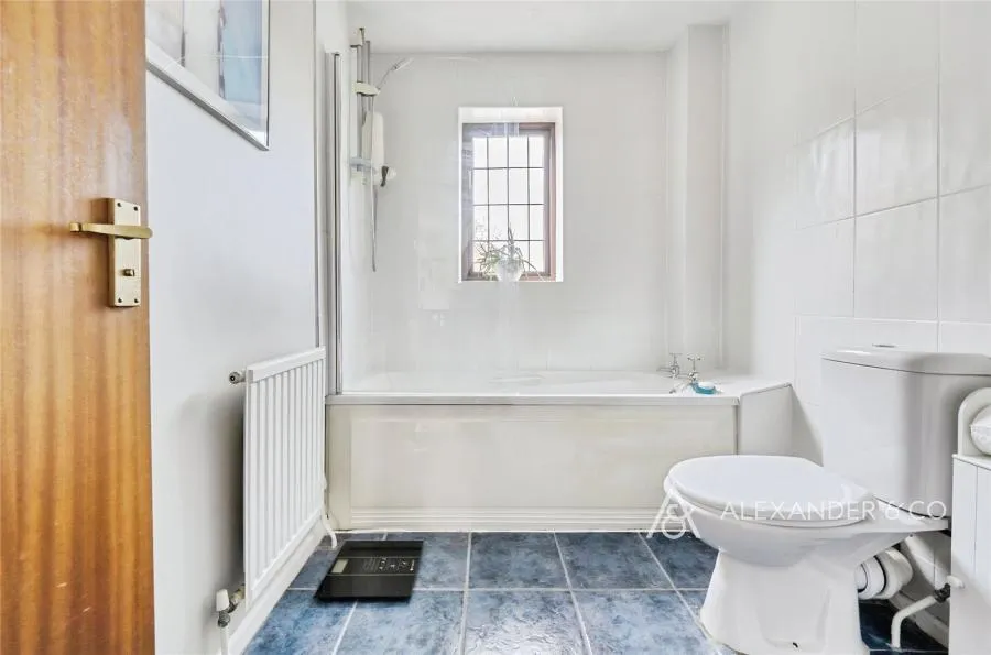 Park Road, Winslow, MK18, photo 18