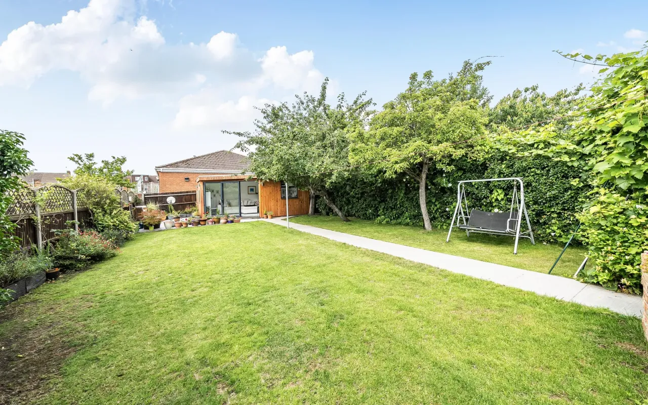 Silverdale Street, Kempston, Bedford, photo 22