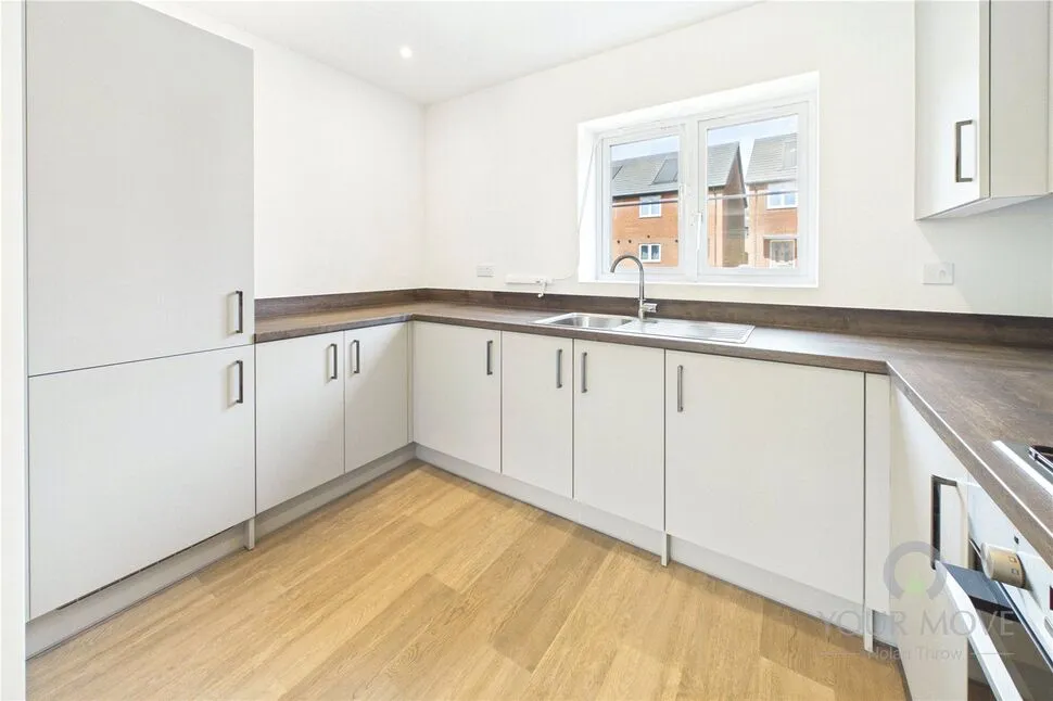 Bagshot Close, Kettering, NN16, photo 10