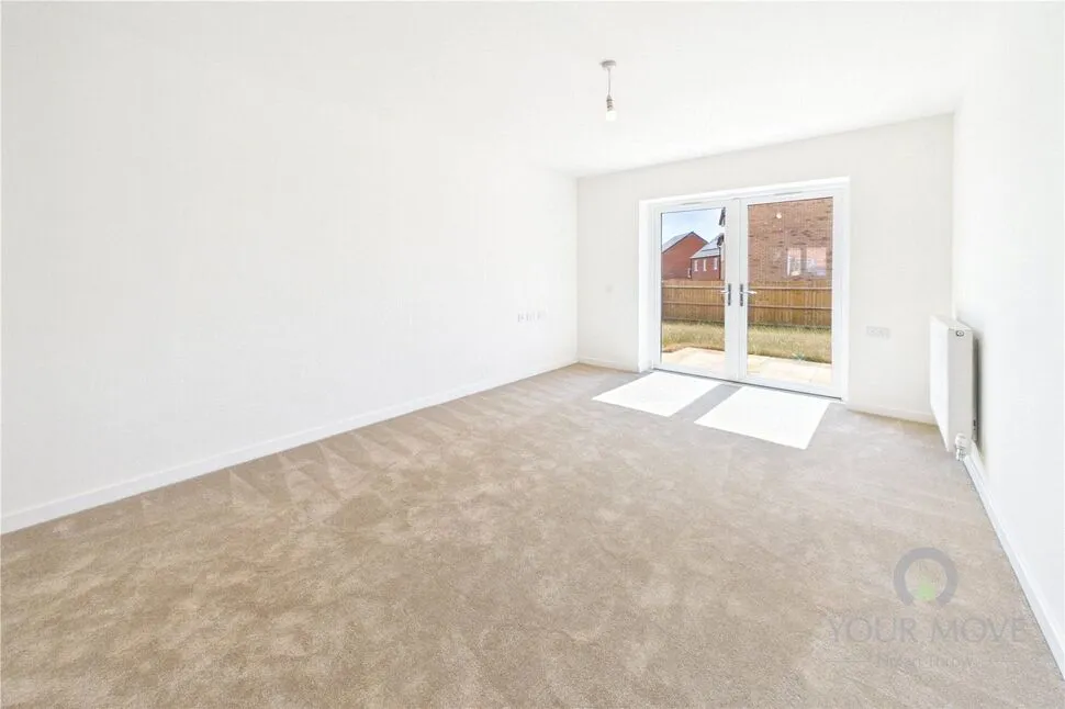 Bagshot Close, Kettering, NN16, photo 12