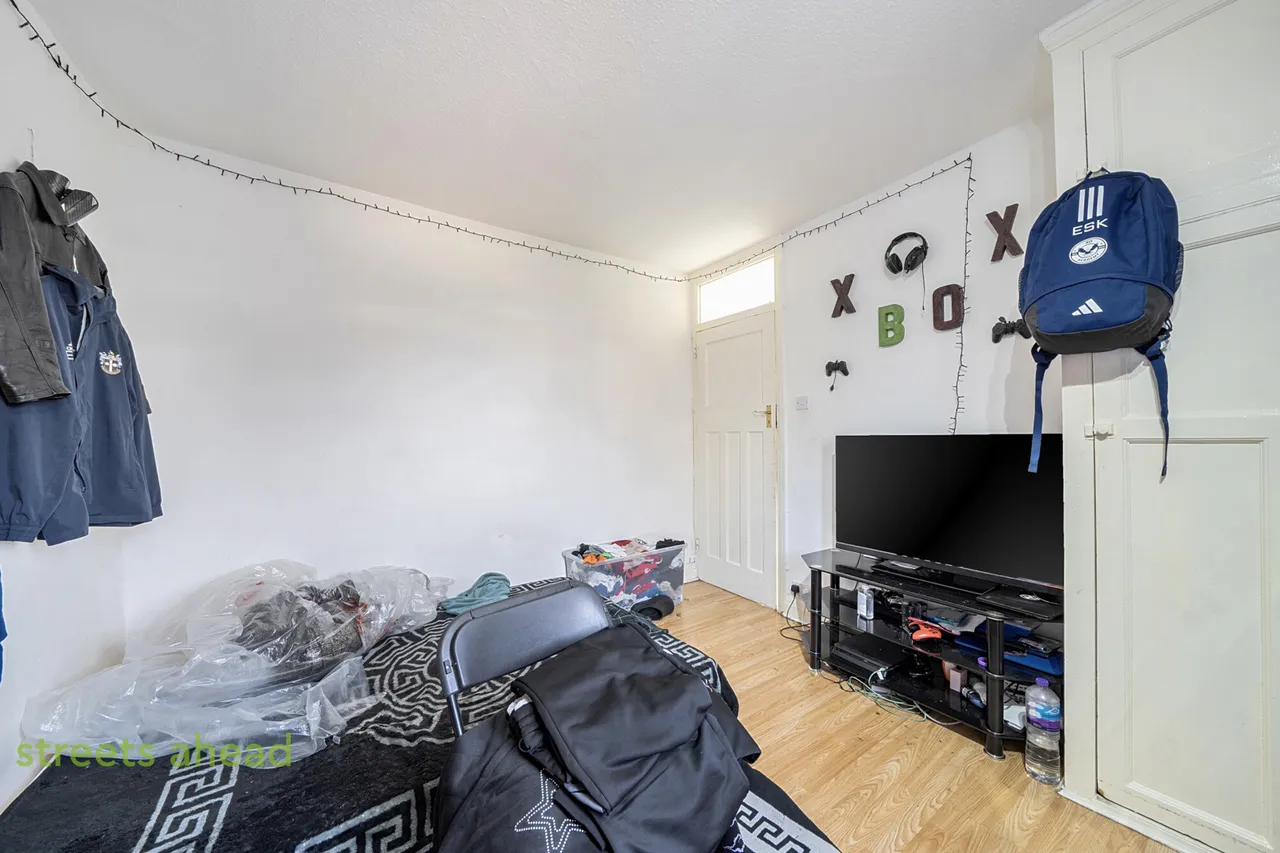 Kynaston Avenue, Thornton Heath, CR7, photo 12