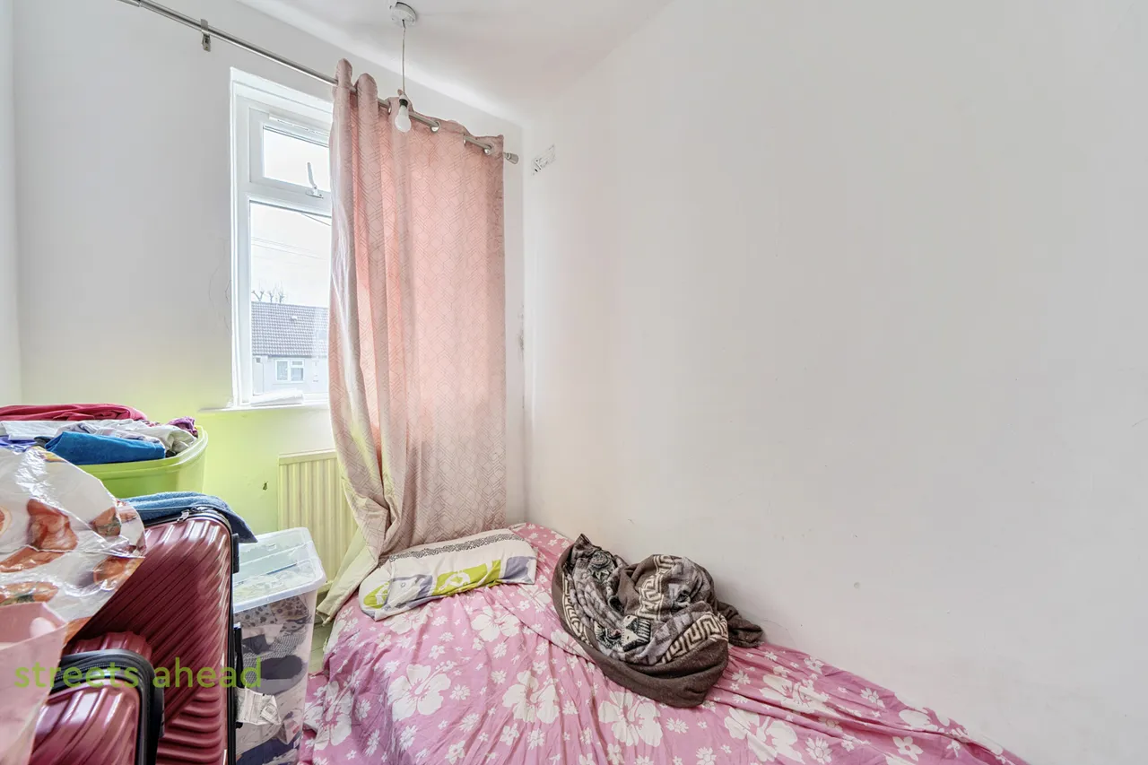 Kynaston Avenue, Thornton Heath, CR7, photo 9