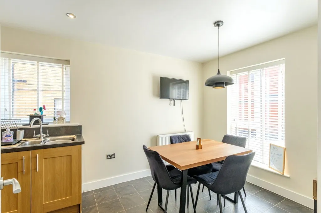 Redgate Place, East Leake, LE12, photo 3