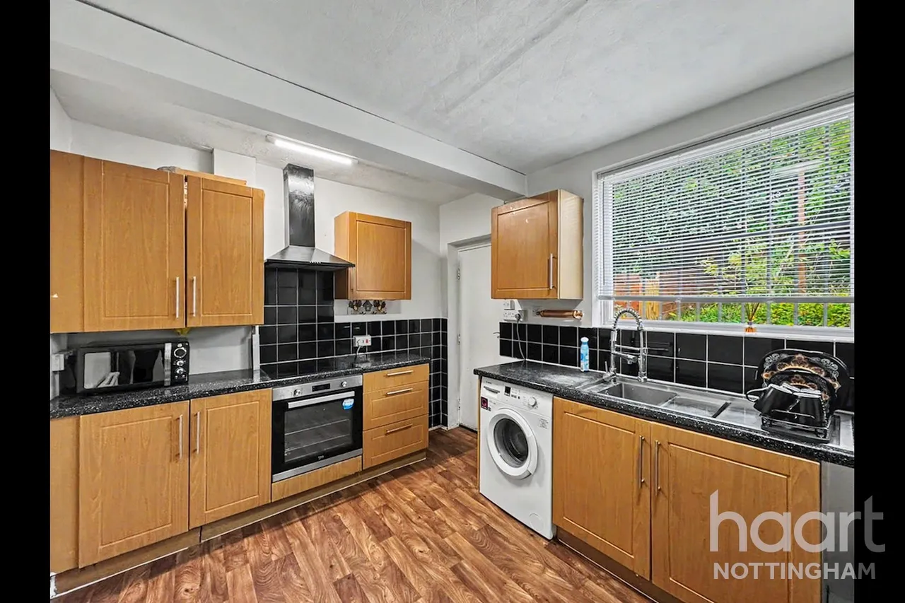 Carlton Road, Nottingham, NG3, photo 8