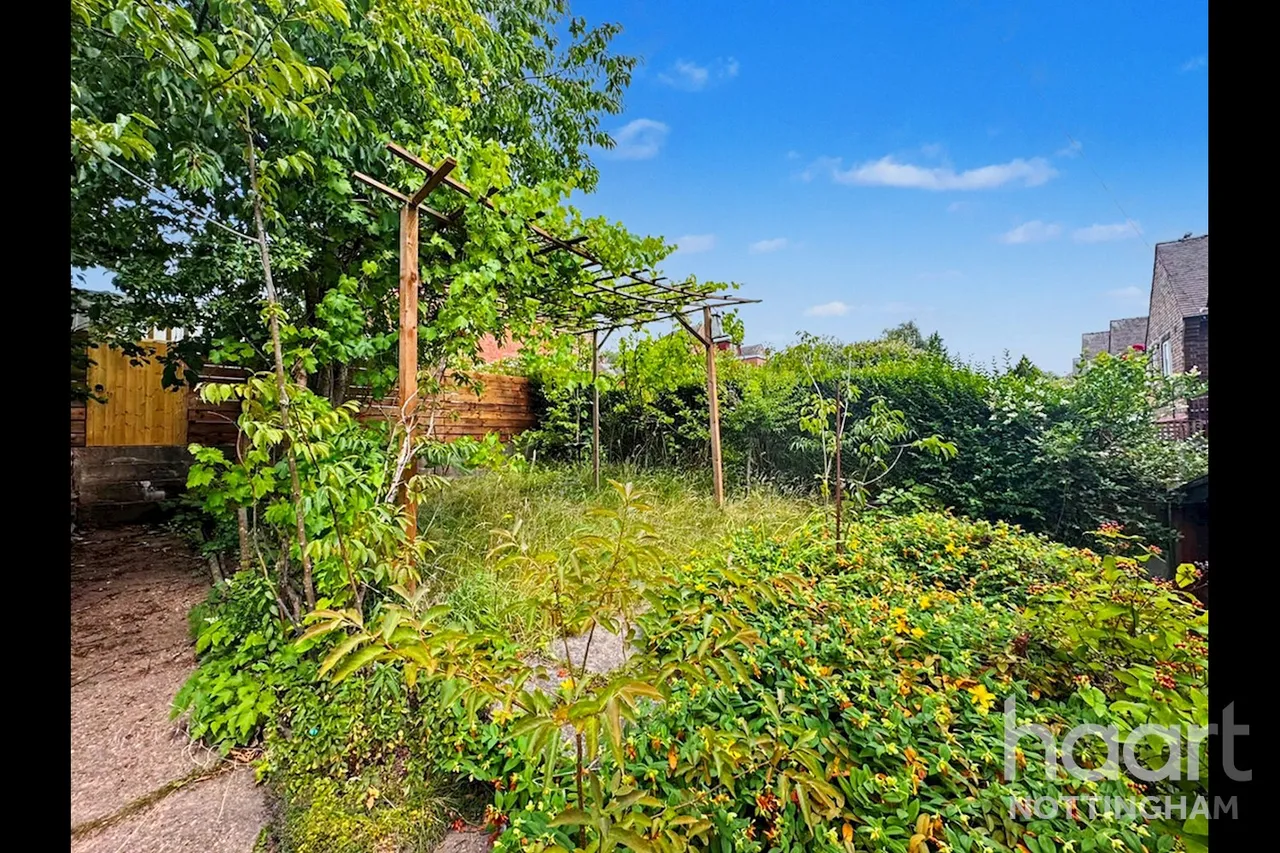 Carlton Road, Nottingham, NG3, photo 17
