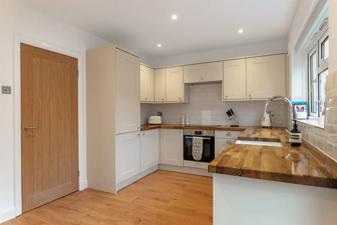 Grange Avenue, Sutton Coldfield, Sutton Coldfield, B75 5EN, photo 9