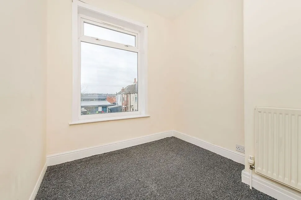 Regent Street, Castleford, West Yorkshire, WF10, photo 4