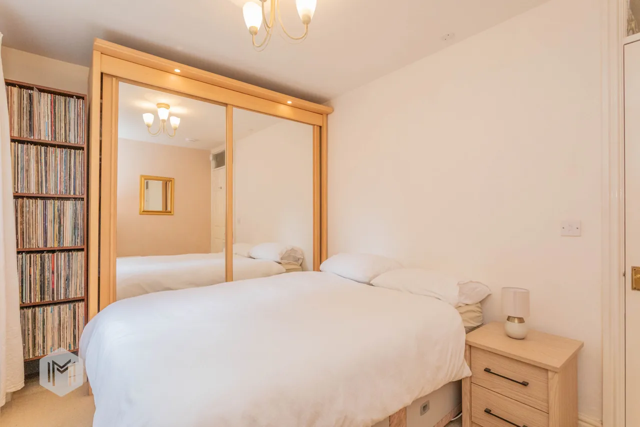 Greenmount Court, Bolton, BL1 5HD, photo 15