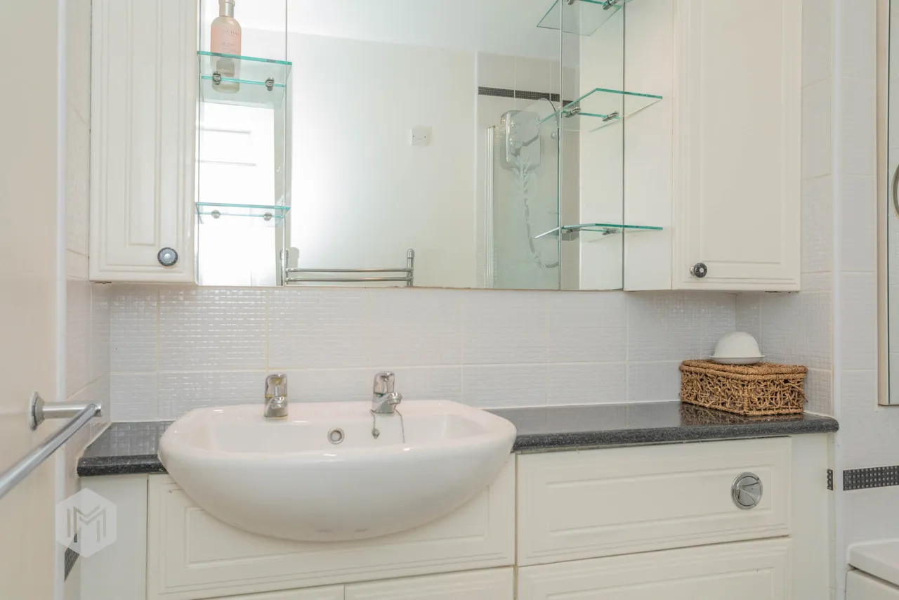 Greenmount Court, Bolton, BL1 5HD, photo 19