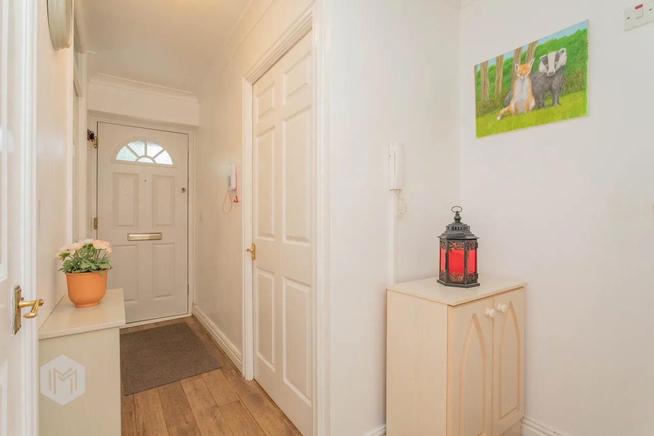 Greenmount Court, Bolton, BL1 5HD, photo 6