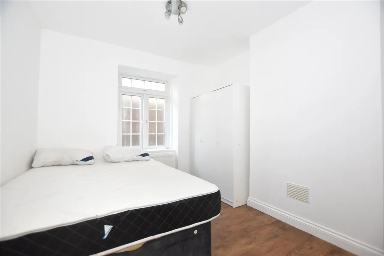 Portland Road, London, SE25, photo 3