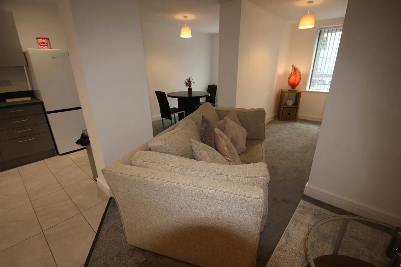 Horninglow Street, Burton upon Trent, DE14, photo 5