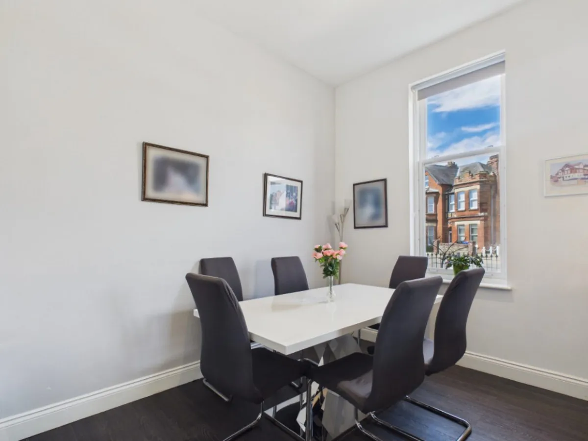 Lyndhurst Road, Lowestoft, photo 11