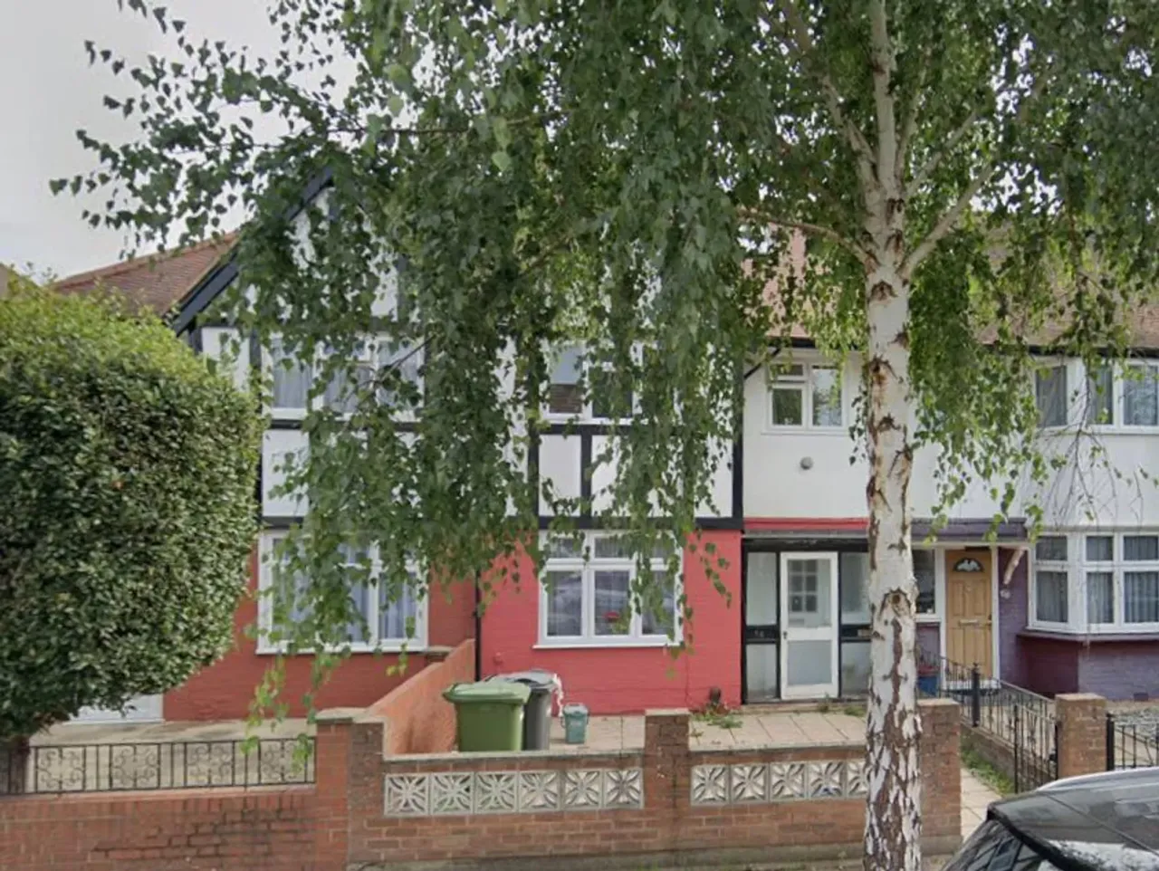 3 bed house to rent — Princes Avenue, London