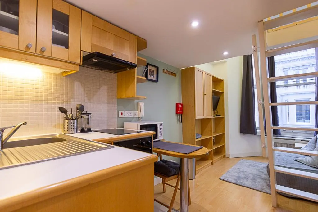 Fairholme Road, West Kensington, W14, photo 2