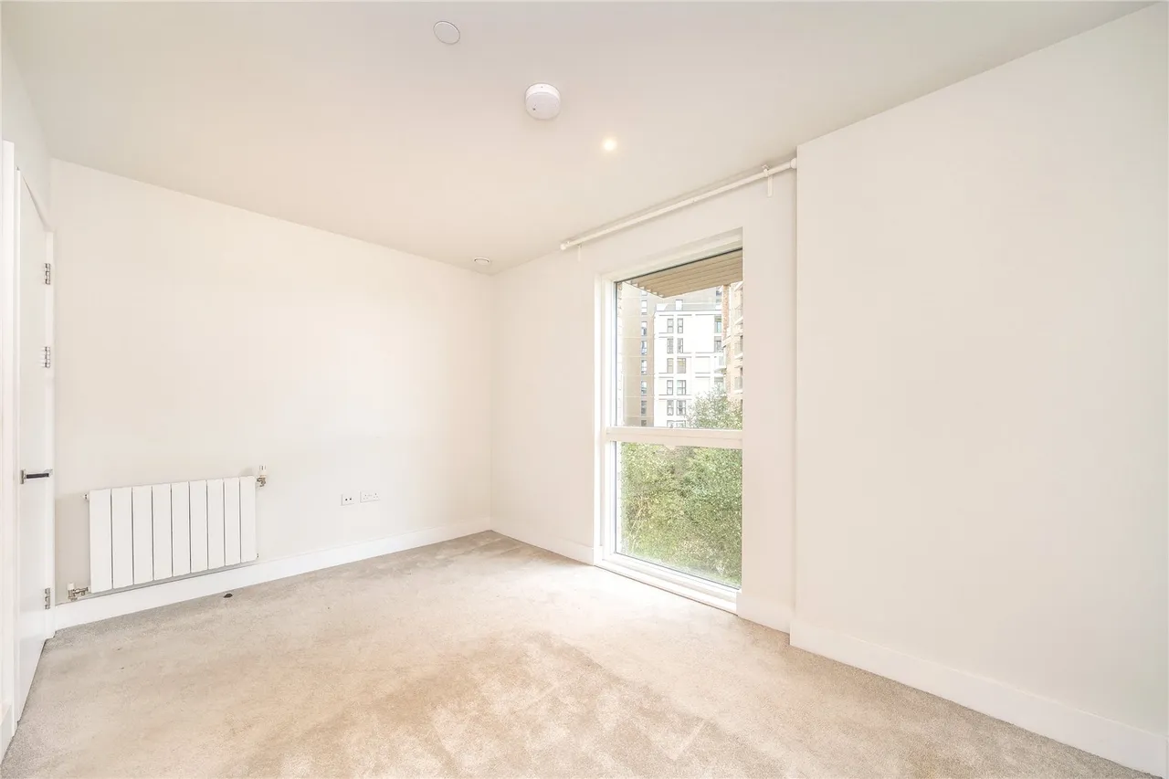 Kidbrooke Park Road, London, SE3, photo 4