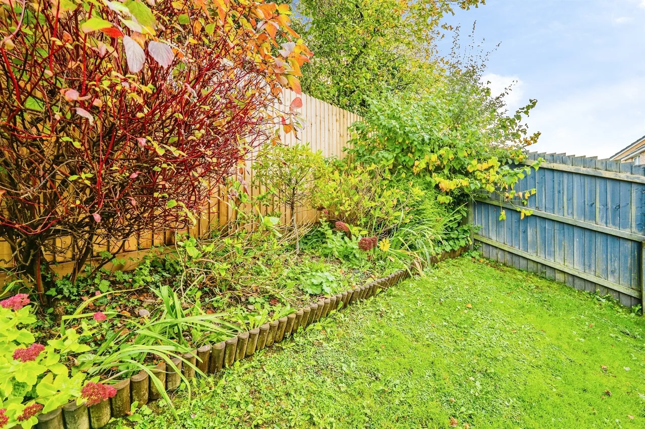 Ffordd Y Dolau, Llanharan, CF72, photo 13