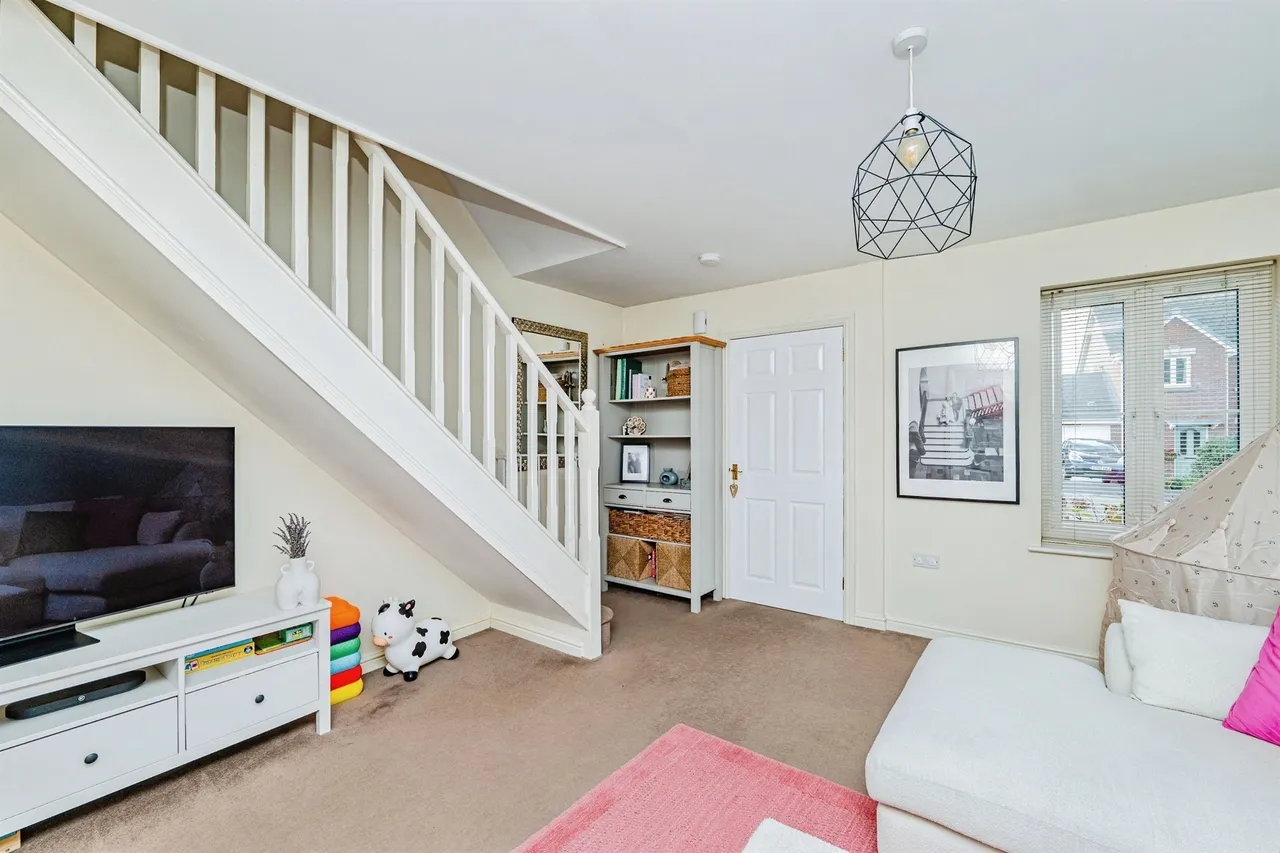 Ffordd Y Dolau, Llanharan, CF72, photo 6