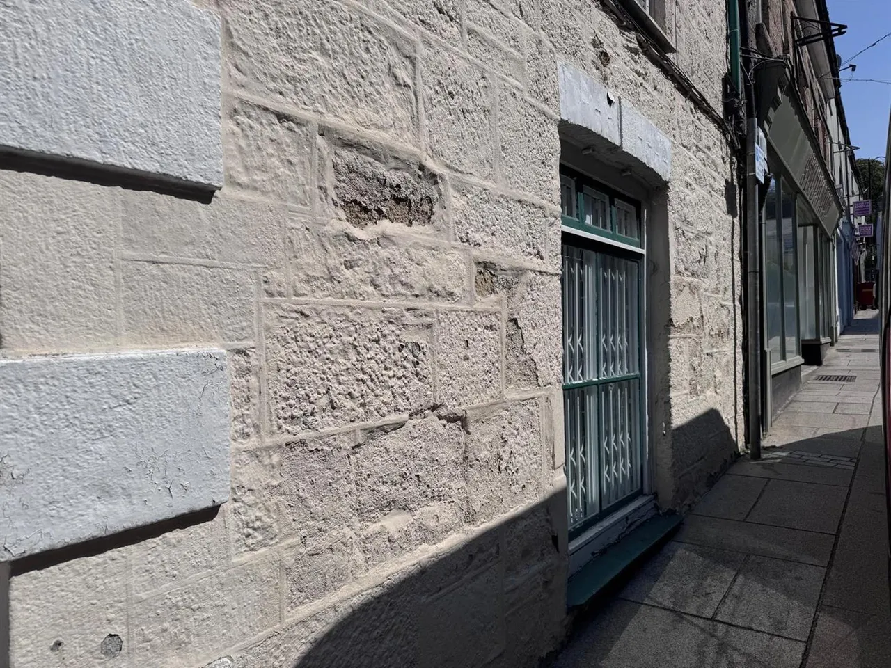 commercial to rent, High Cross Street, St Austell