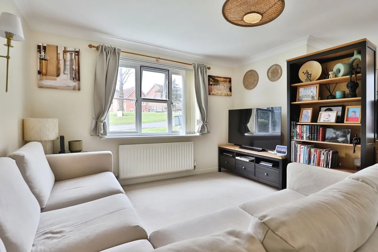 Alder Heights, Poole, BH12, photo 2