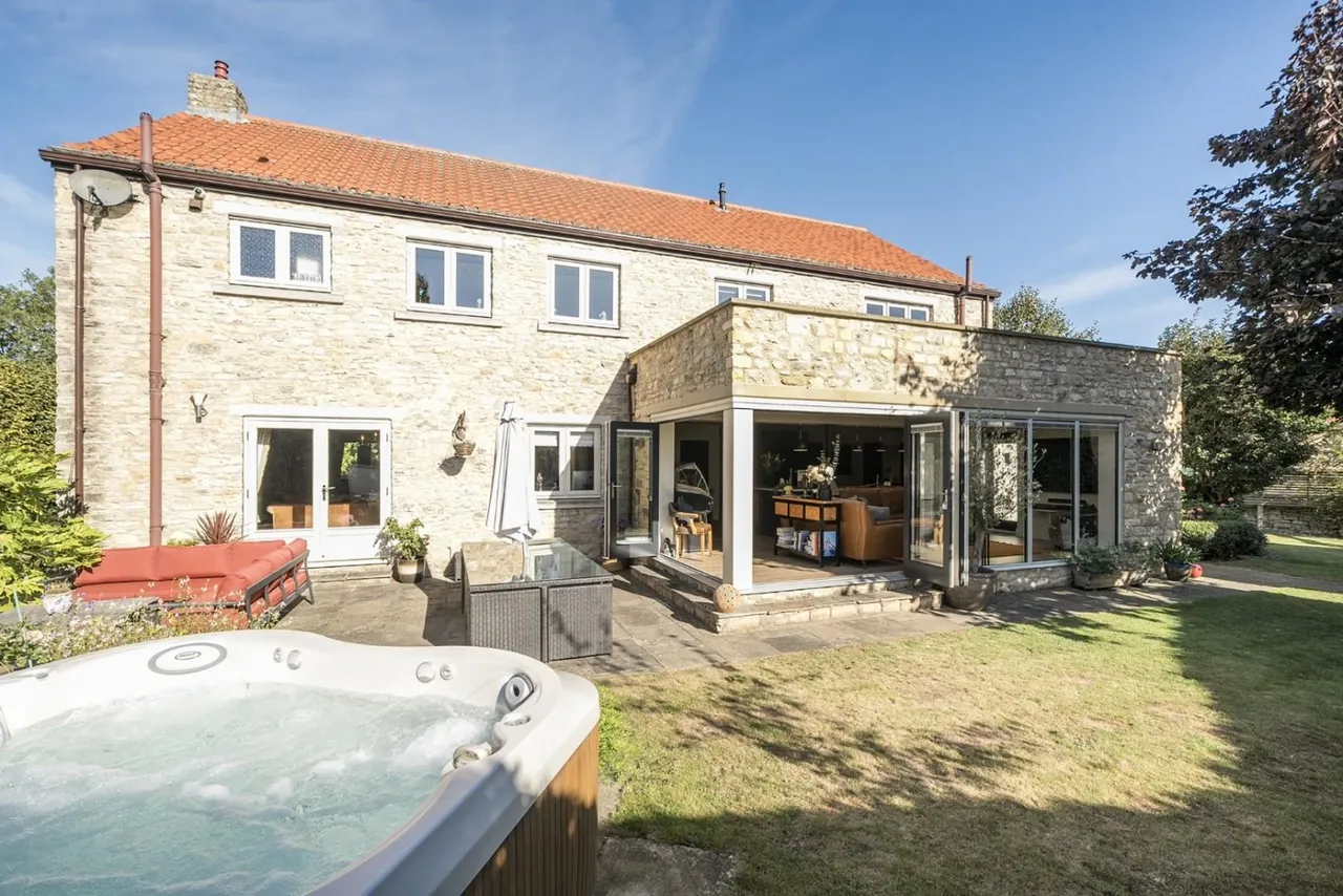 Main Street, Monk Fryston, LS25, photo 18