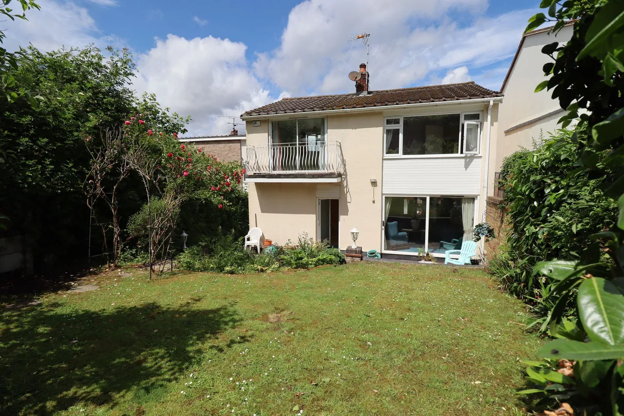 Elm Drive, Rayleigh, Essex, SS6 8AB, photo 9