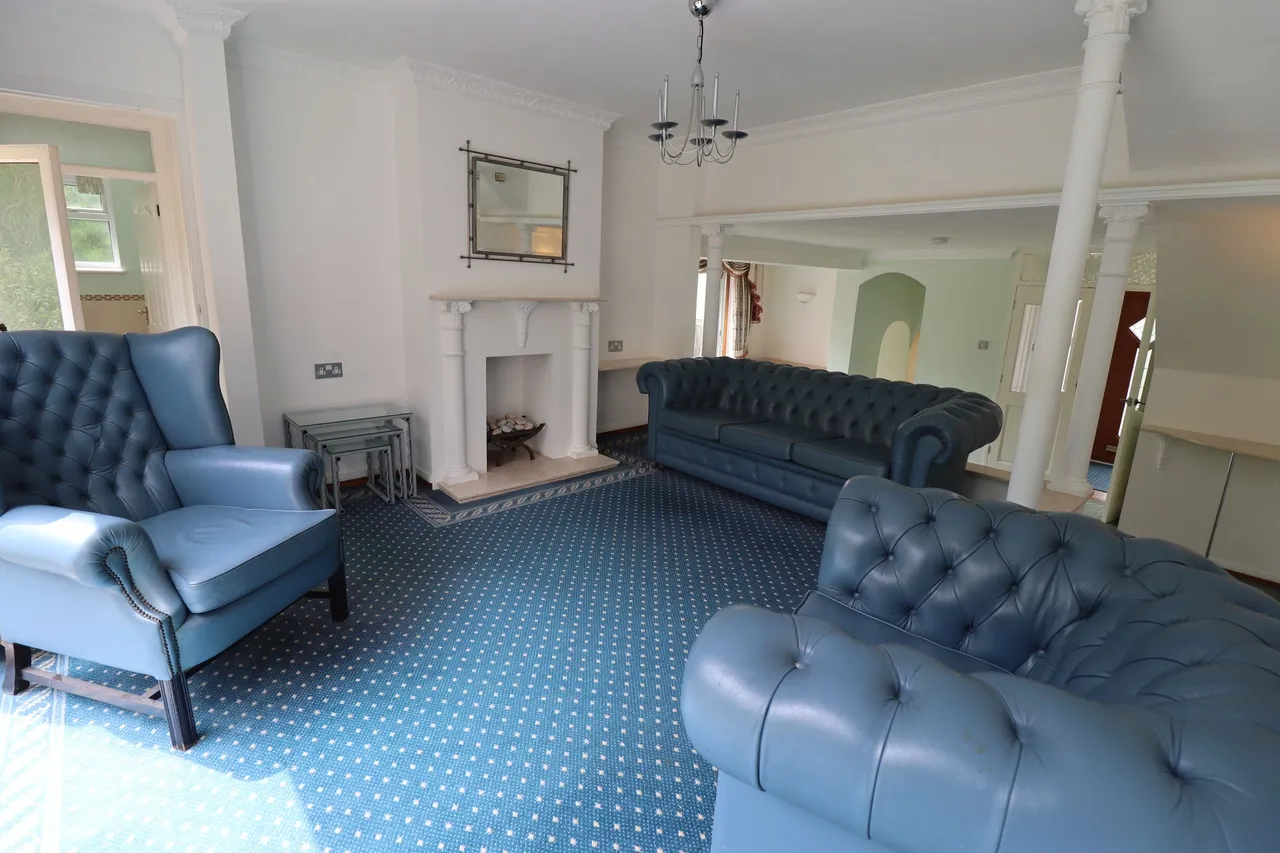 Elm Drive, Rayleigh, Essex, SS6 8AB, photo 4