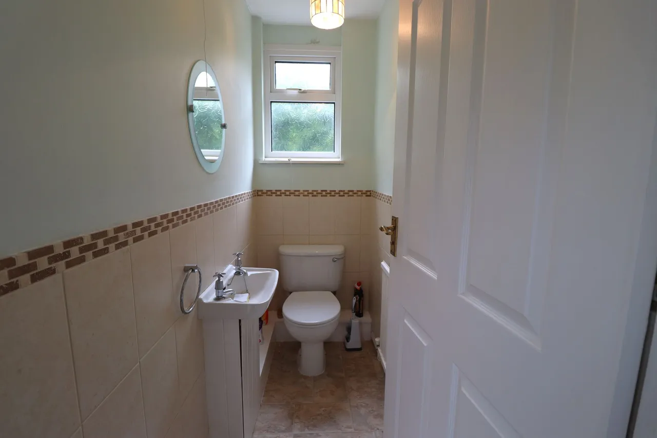 Elm Drive, Rayleigh, Essex, SS6 8AB, photo 12