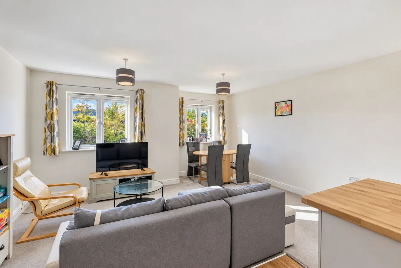 Freer Crescent, High Wycombe, HP13, photo 3