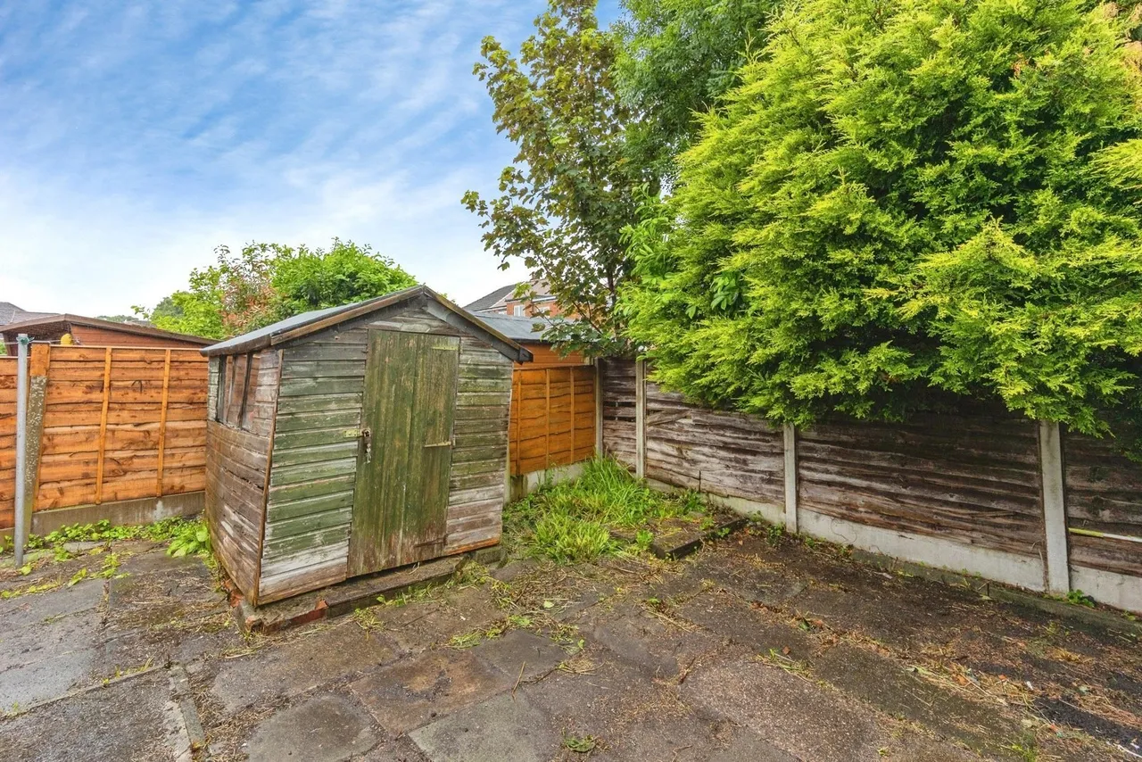 Lawrence Road, Urmston, M41, photo 11