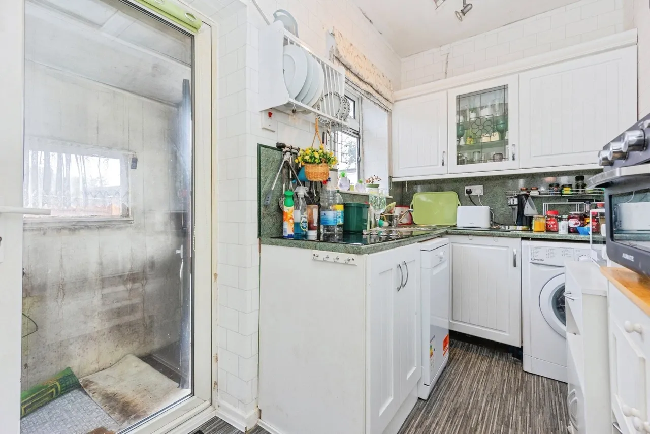 Lawrence Road, Urmston, M41, photo 13