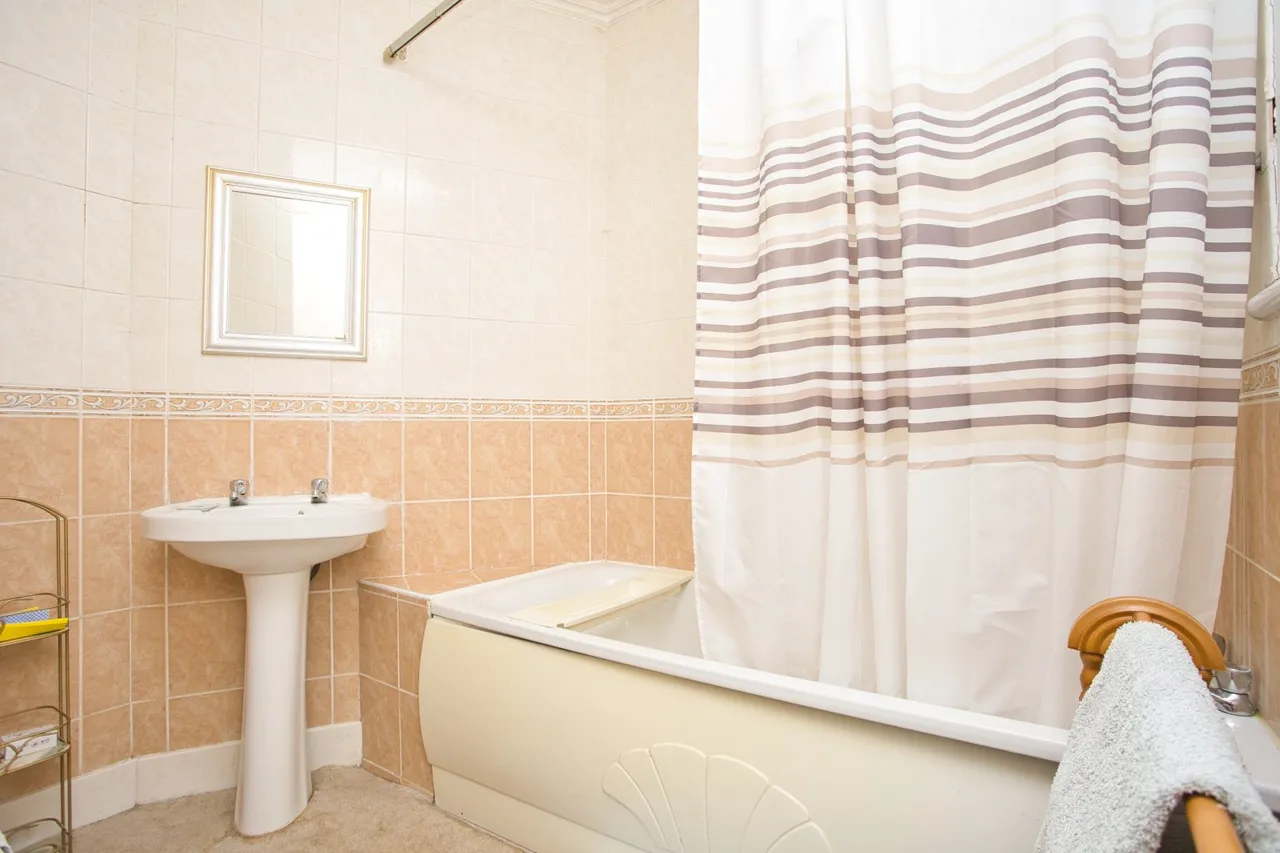 The Street, Woodnesborough, CT13, photo 10