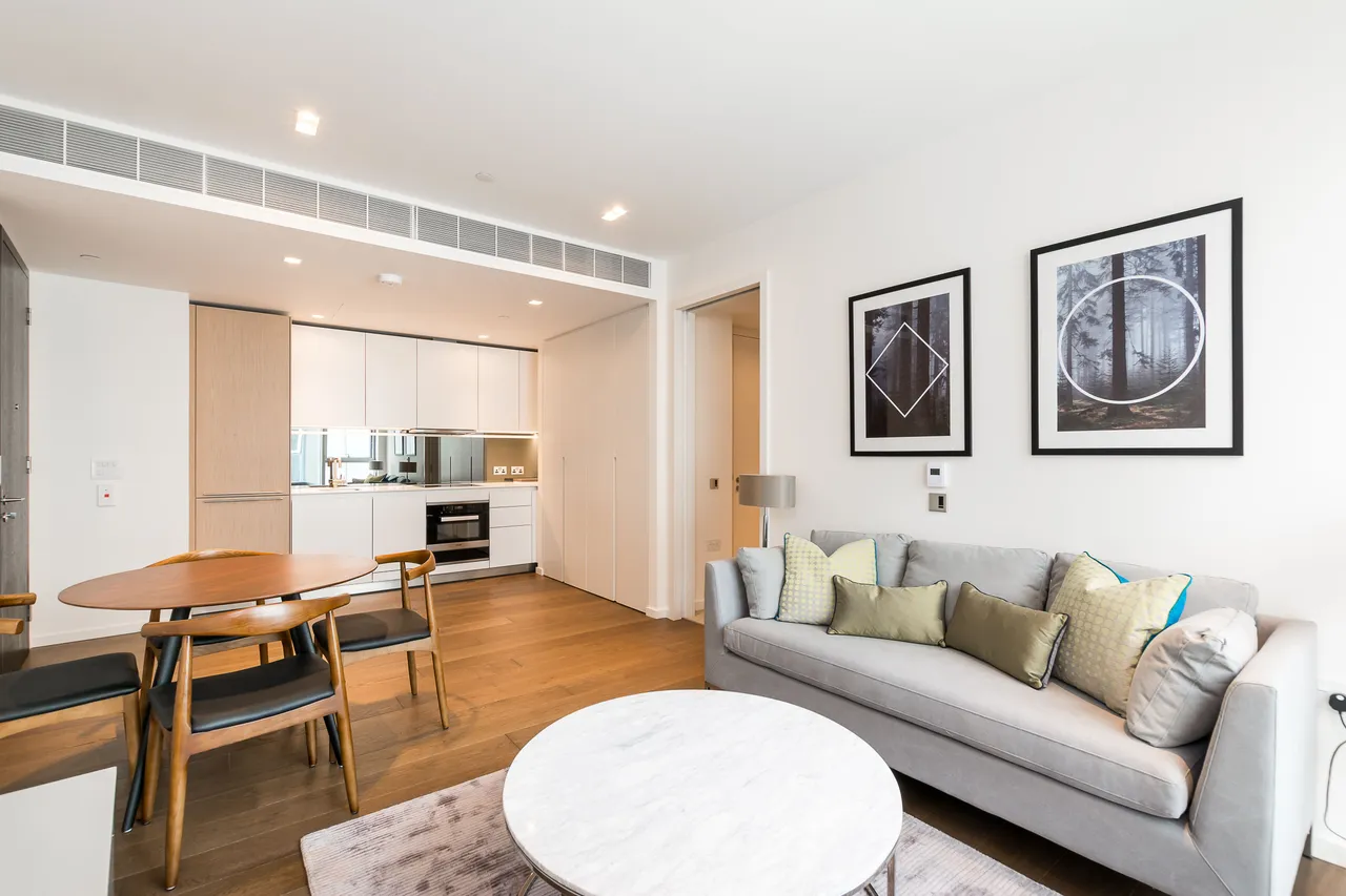 Flat 5.04, 5 Columbia Gardens, London, photo 3