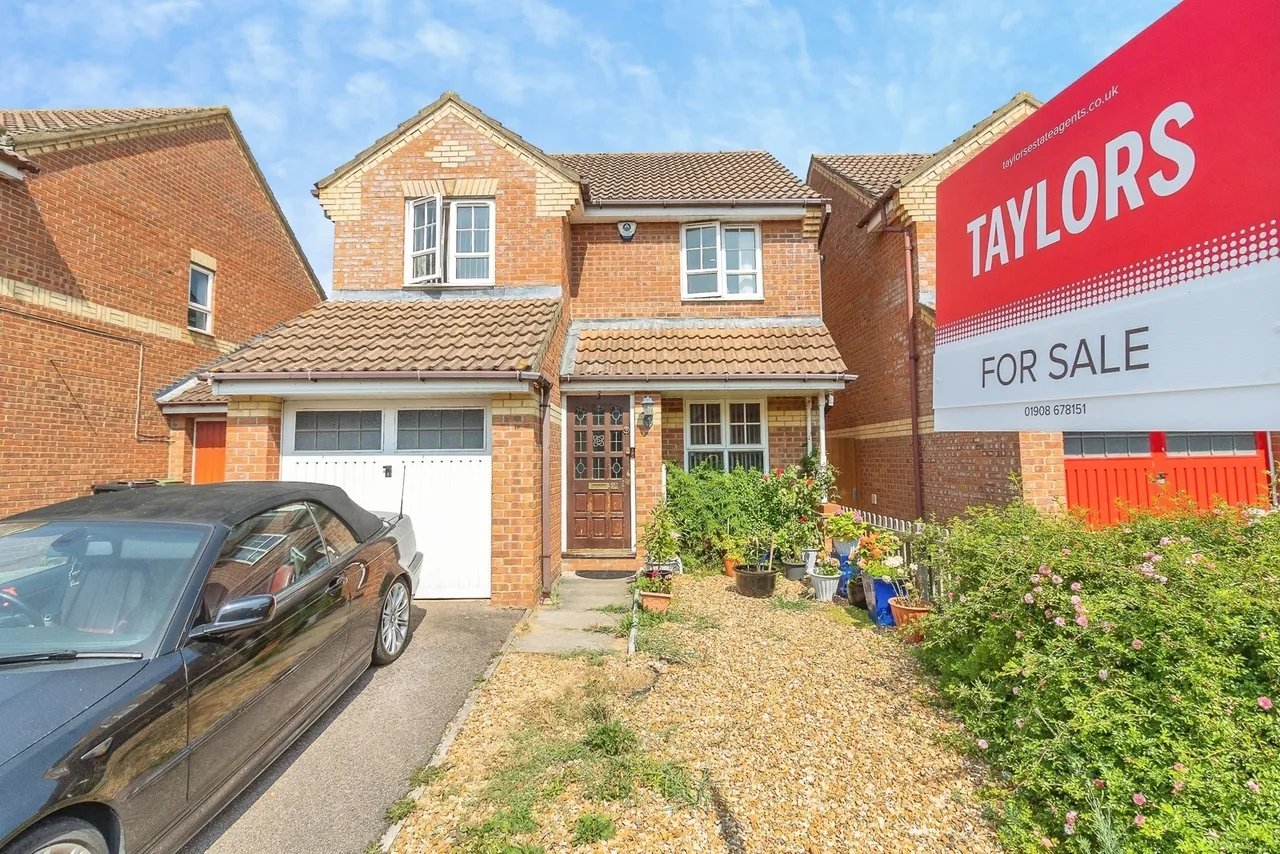 Wardle Place, Oldbrook, Milton Keynes, Buckinghamshire, MK6, photo 19