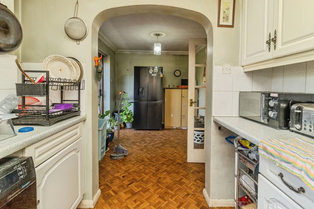 Wardle Place, Oldbrook, Milton Keynes, Buckinghamshire, MK6, photo 15