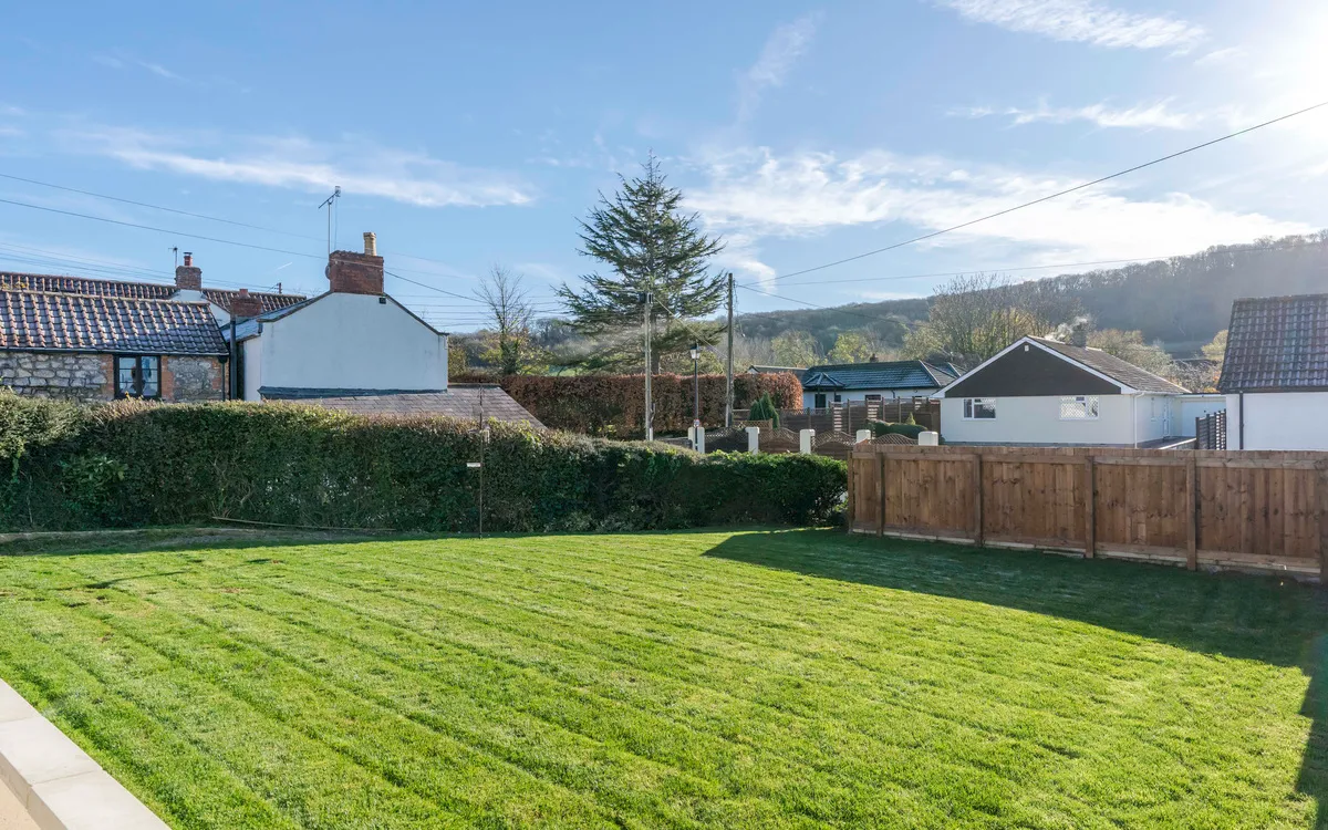 Main Road, Hutton, BS24, photo 8