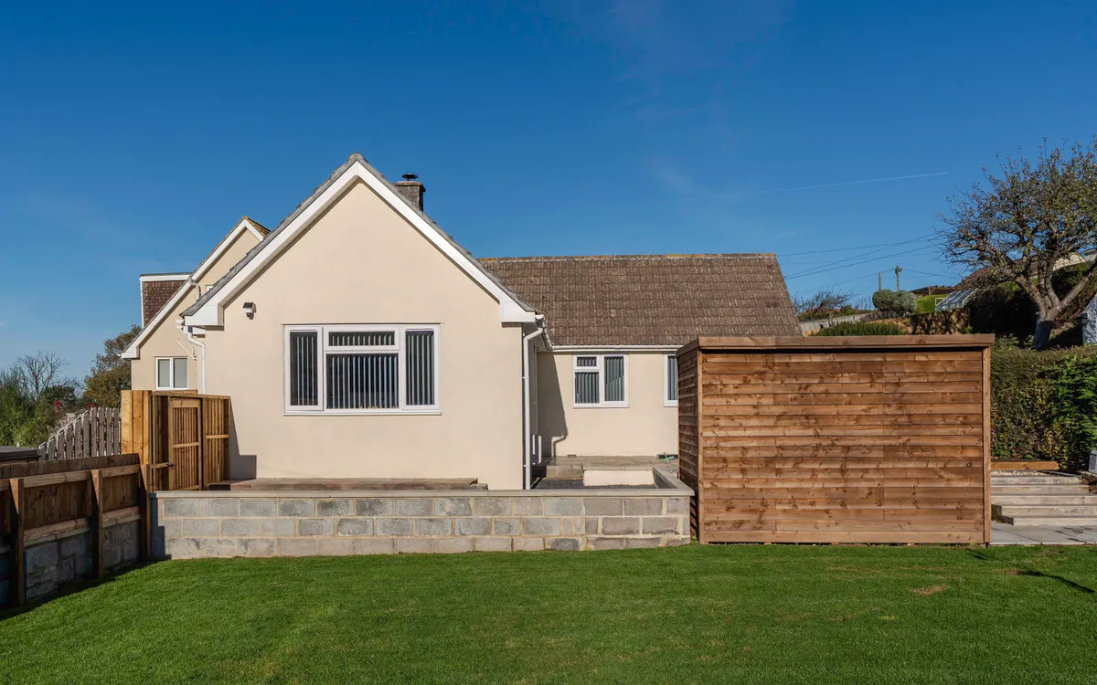 3 bed house for sale, Main Road, Hutton, BS24
