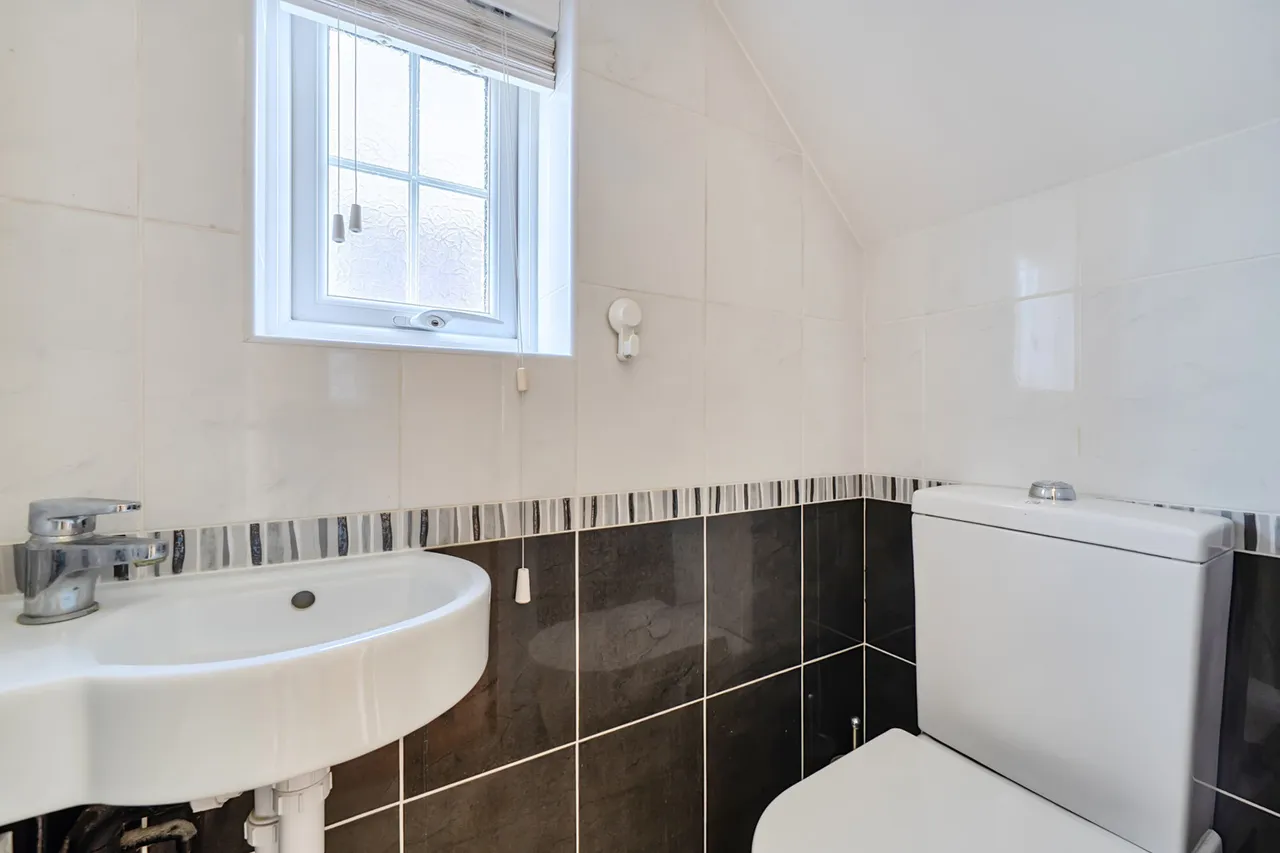 Denham Way, Denham, UB9, photo 15