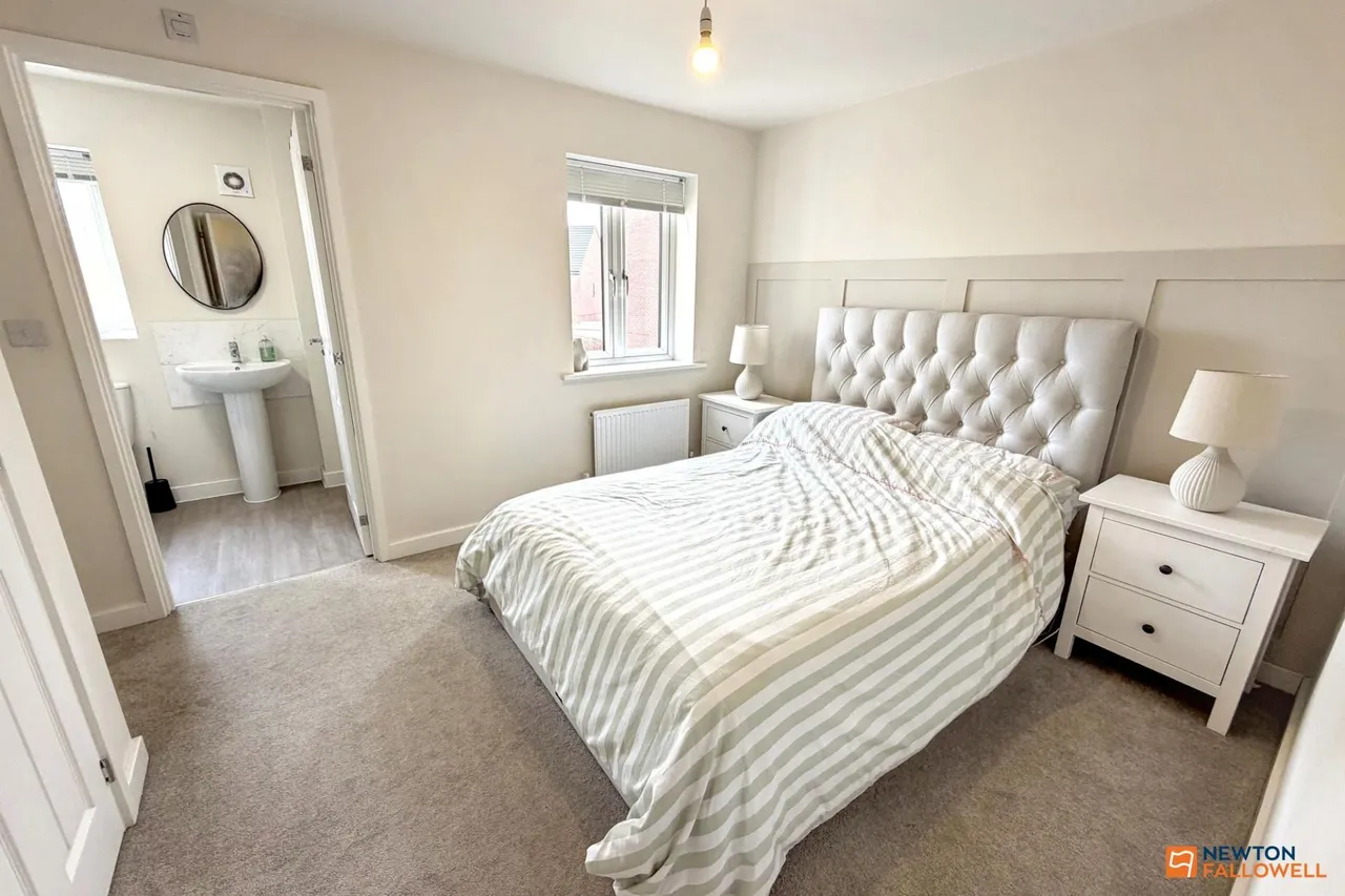 Noble Close, Gunthorpe, PE4, photo 9