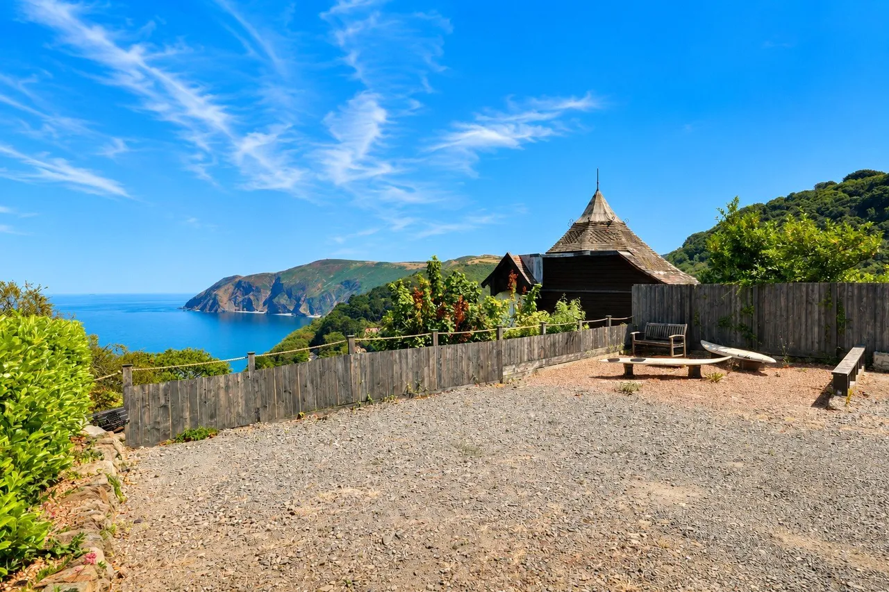 Castle Hill, Lynton, EX35, photo 31