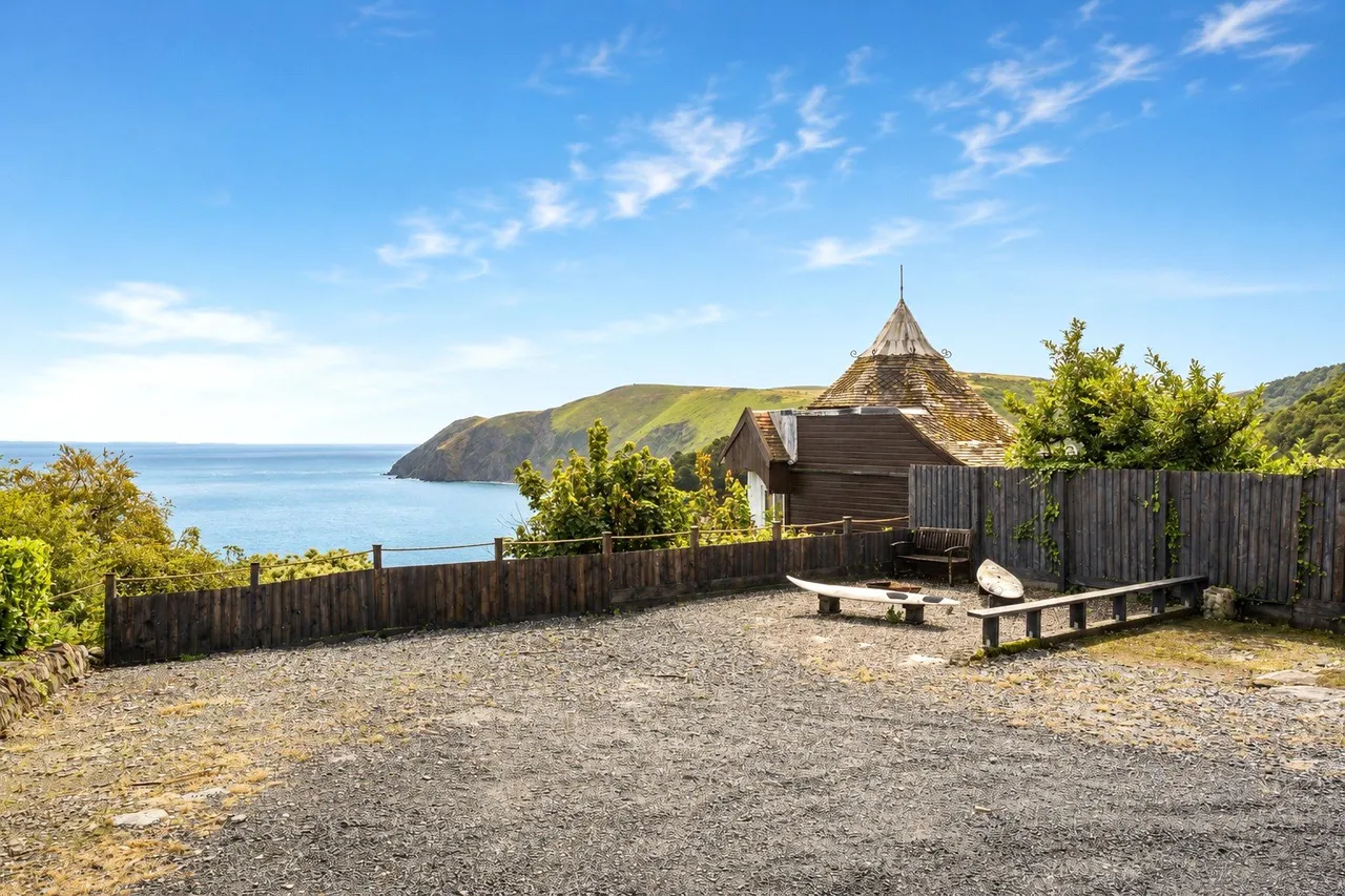 Castle Hill, Lynton, EX35, photo 23