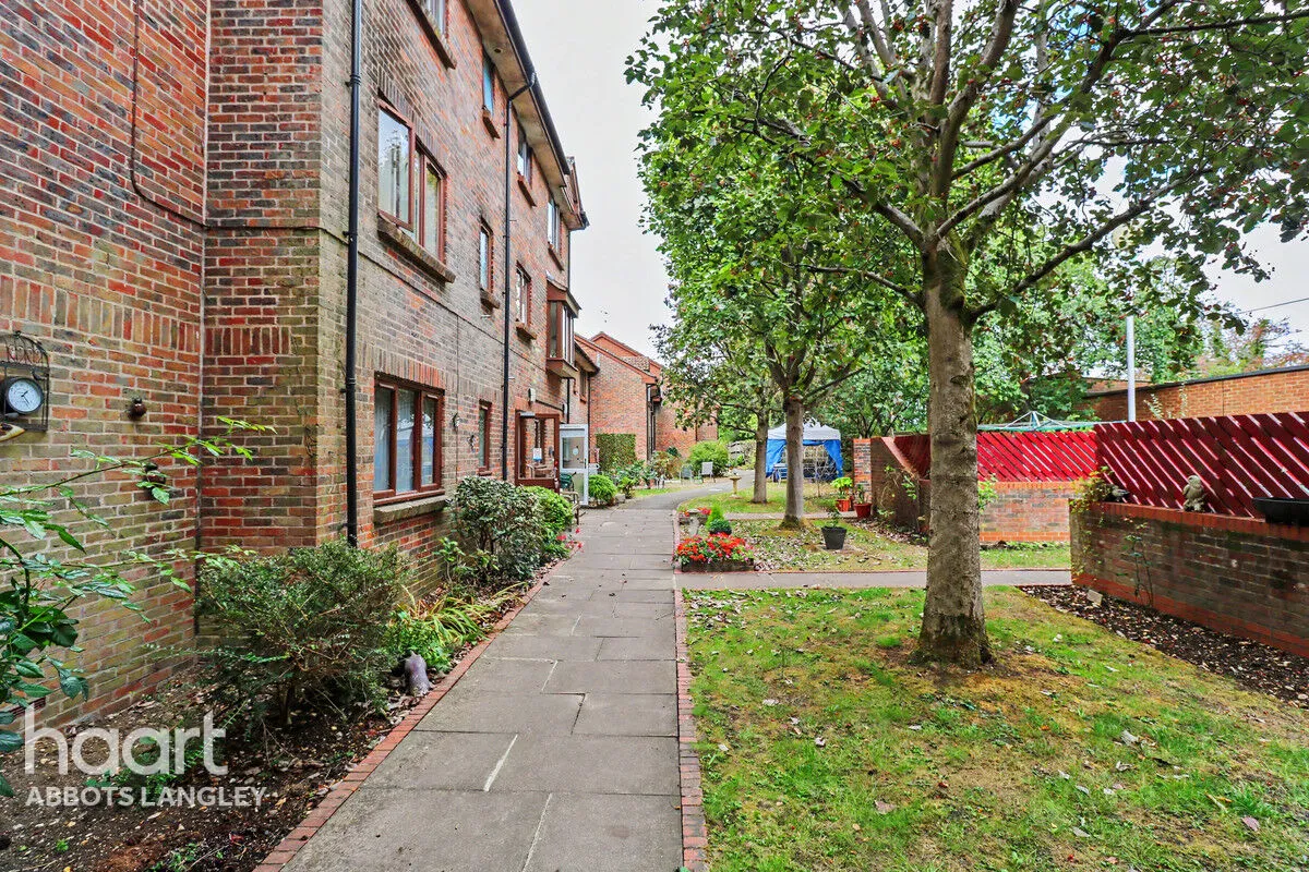 The Grange, Abbots Langley, WD5, photo 2